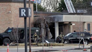 अमेरिका में यहूदी टेम्पल पर हमला, पिकअप ट्रक से मचाया कोहराम- पुलिस ने राइफल से लैस हमलावर को मार गिराया&nbsp;