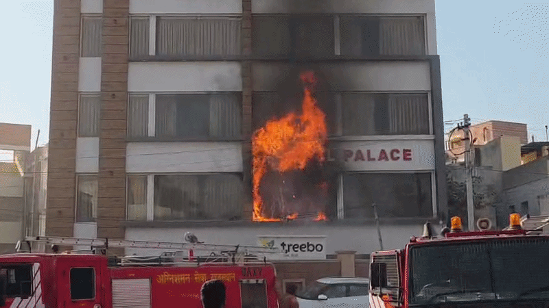 जोधपुर: होटल सोनल पैलेस में शॉर्ट सर्किट से भीषण आग, 6 लोग सुरक्षित निकाले गए