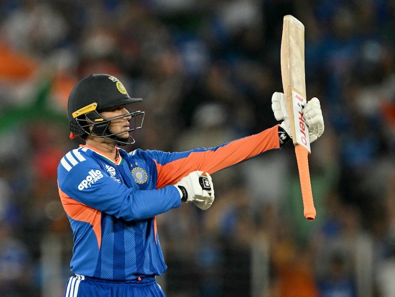 Suryakumar Yadav And Abhishek Sharma's Bromance After Star's Half-Century vs New Zealand In T20 World Cup 2026