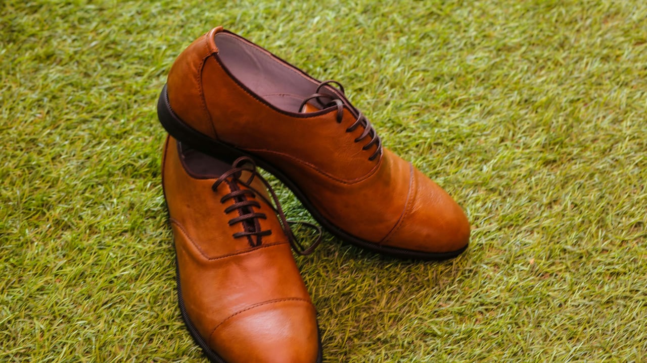 Top Formal Oxford Shoes with Lace-Up Design for Office Under Rs. 2400 Top Formal Oxford Shoes with Lace-Up Design for Office Under Rs. 2400