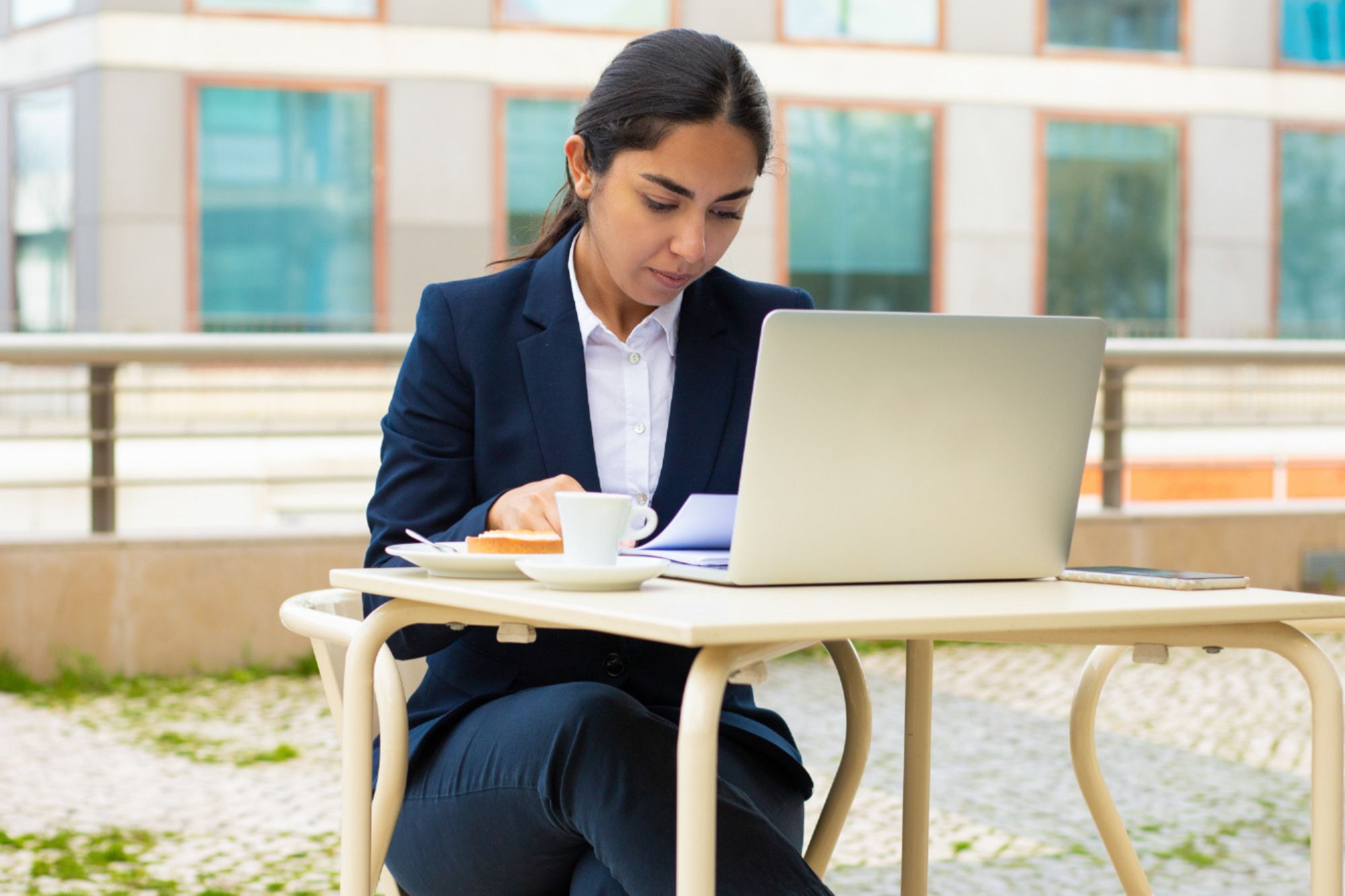 New data has found that there is an active link between office chairs and the age of your joints