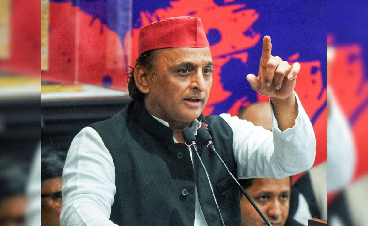 चुनाव आयोग हमारी बात नहीं सुन रहा.... CEC के खिलाफ नोटिस का समर्थन कर अखिलेश ने गिनाईं आयोग की कमियां