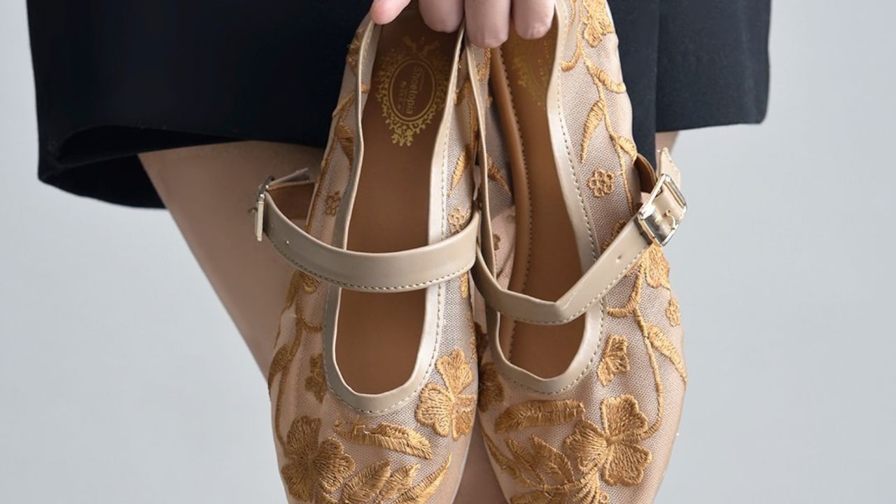 How Flat Shoes Cause Foot Pain And Top Tips For Finding Comfortable Shoes