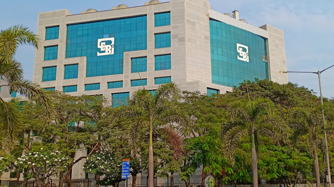 SEBI Mulls Allowing Gift Cards, Prepaid Instruments To Invest In Mutual Funds