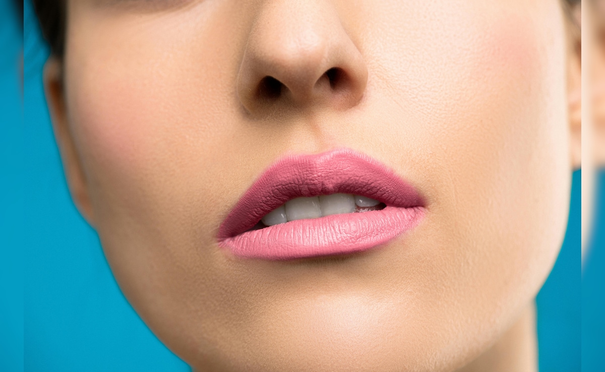 सुबह उठते ही मुंह को पाते हैं सूखा और बदबूदार? शरीर दे रहा है ये छुपे संकेत, नजरअंदाज करना पड़ सकता है भारी