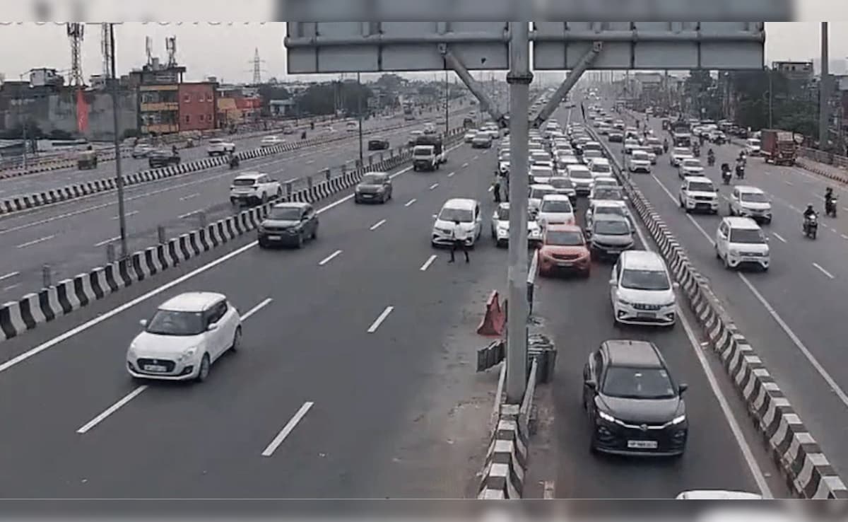 दिल्ली-मेरठ एक्सप्रेसवे पर जाम का अलर्ट, Delhi Traffic Police ने जारी की एडवाइजरी, इस समय जाने से बचें