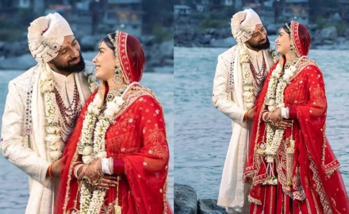 रजत दलाल ने कर ली शादी, नई दुल्हन के साथ मंडप पर यूं किया पोज, वेडिंग फोटोज देख फैन्स हैरान