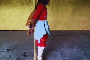 Beed News : बीडमधील संतापजनक प्रकार; राहत्या घरातून विवाहित महिलेला उचललं अन् केलं घृणास्पद कृत्य