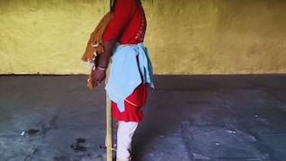 Beed News : बीडमधील संतापजनक प्रकार; राहत्या घरातून विवाहित महिलेला उचललं अन् केलं घृणास्पद कृत्य