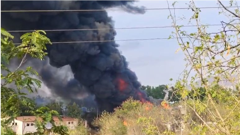 सतारा के MIDC की केमिकल कंपनी में भीषण विस्फोट, 10 KM तक कंपन का एहसास, कई इमारतों के कांच टूटे