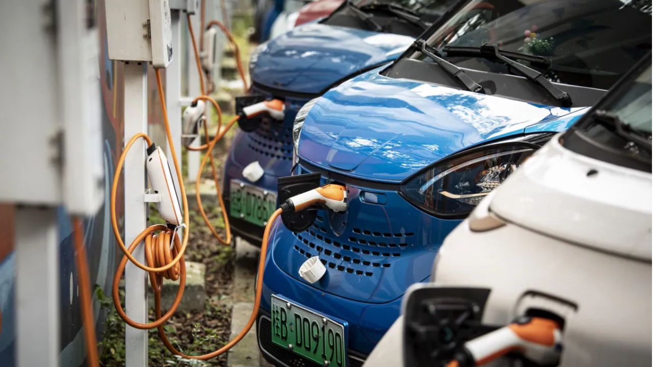 Delhi EV Policy 2.0: As Feedback Deadline Nears, Industry Flags 2 Big Gaps