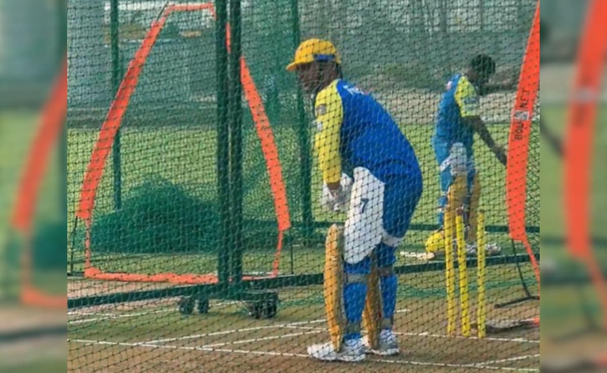 Sarfaraz Khan Watches On From Close As MS Dhoni Bats In CSK Nets Ahead Of IPL 2026. Video Viral