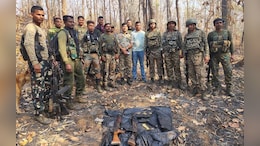 छत्तीसगढ़ में नक्सलियों को बड़ा झटका, जंगल से AK‑47 और INSAS राइफल बरामद