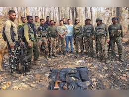 छत्तीसगढ़ में नक्सलियों को बड़ा झटका, जंगल से AK‑47 और INSAS राइफल बरामद