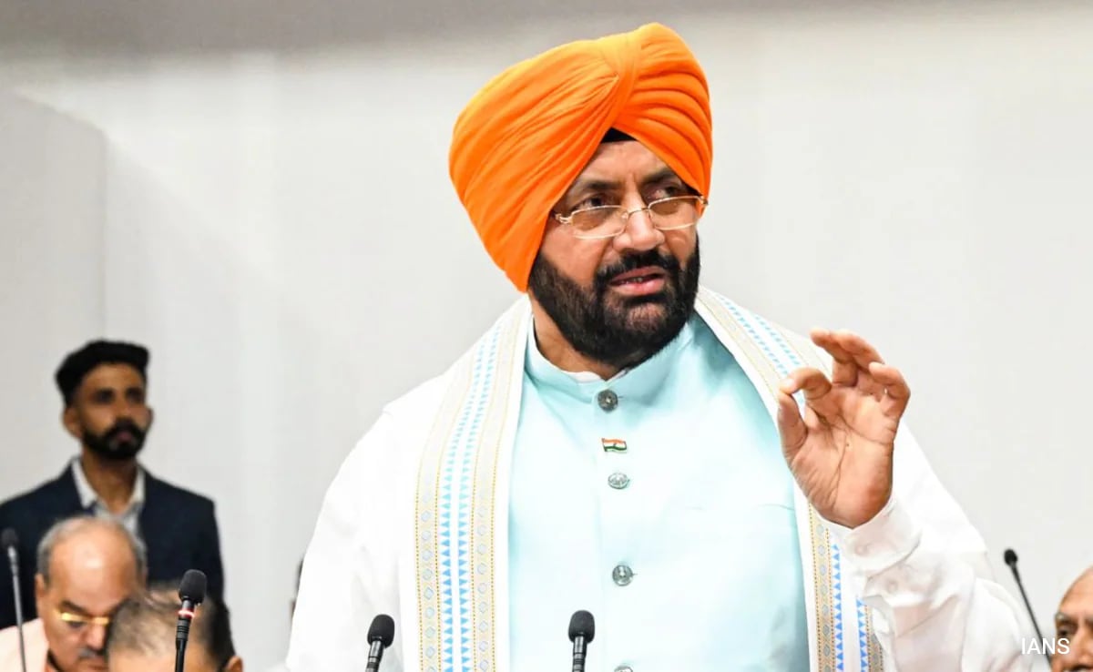 Nayab Saini Wears Saffron Turban, Congress Says He Has Eyes On Punjab Polls