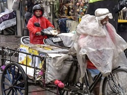 Delhi, NCR Wake Up To Light Rain, Cloudy Skies, More Showers Likely Today