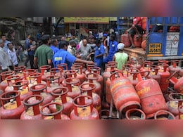 LPG Crisis: एक हफ्ते यही स्थिति रही तो जोमैटो, स्विगी का घट जाएगा रेवेन्यू, एक्सपर्ट ने कही बड़ी बात
