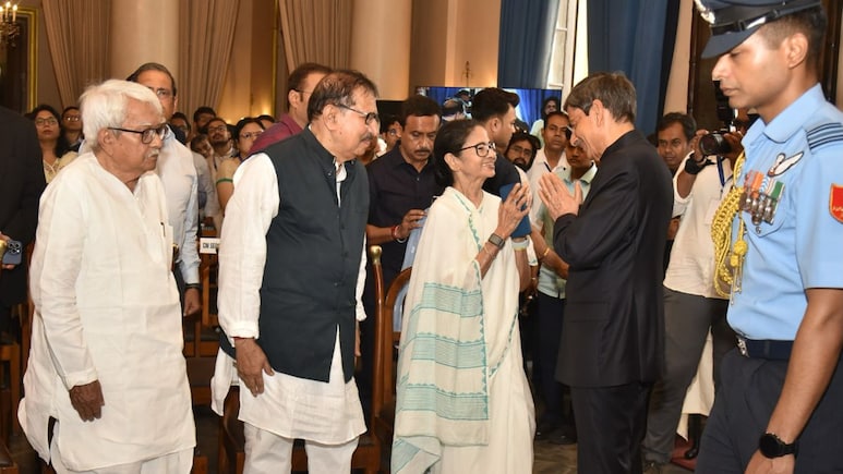 Bengal Governor RN Ravi Takes Oath, Exchanges Greetings With Chief Minister