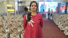 Success Story: सुनाई नहीं देता था तो हर इंटरव्यू में हुई रिजेक्ट, अब 1000 महिलाओं को कर रही हैं लीड