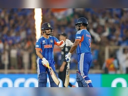 IND vs NZ: 4 छक्के, 3 चौके, 23 गेंदों में ईशान किशन की फिफ्टी, फाइनल में भारत ने बनाए 255 रन