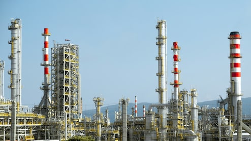 Indian Refiners To Push Play Button On Iran Oil Purchases After US Lifts Sanctions: Report