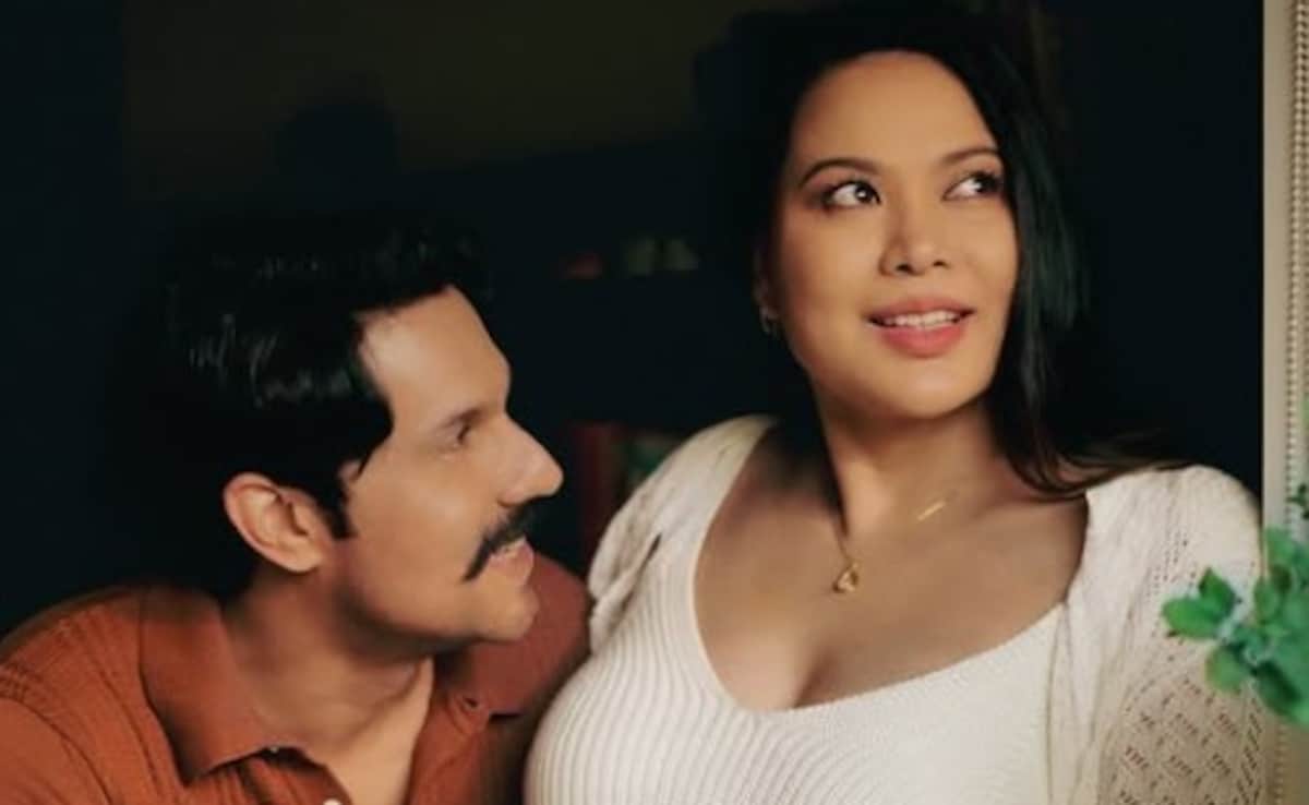 रणदीप हुड्डा जल्द बनने वाले हैं पापा, गुड न्यूज से पहले कपल ने शेयर की मेटर्निटी फोटोशूट की खूबसूरत तस्वीरें