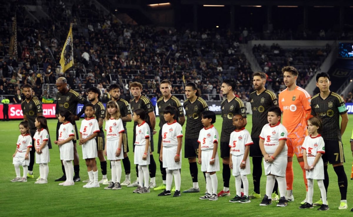 Ten Players Denied Visas To US For CONCACAF Club Tournament