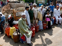LPG Shortage: जंग आगे बढ़ी तो रसोई गैस सिलेंडर मिलेगा या नहीं? सप्लाई पर एक्शन प्लान तैयार, 10 दिन में सरकार के 10 बड़े फैसले