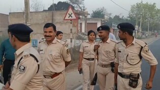 Bihar: ऑर्केस्ट्रा की आड़ में नाबालिग लड़कियों का शोषण, मानव तस्करी का भांडाफोड़...10 लड़कियां बरामद