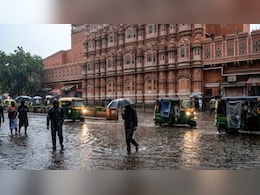 Rajasthan Weather: राजस्थान में तपती गर्मी के बीच ओलावृष्टि से राहत, जयपुर-भरतपुर में बारिश के आसार, जानें अगले 4 दिन कैसा रहेगा मौसम