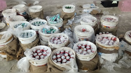 ब‍िहार में अमेजन से ऑनलाइन ऑर्डर क‍िया था मछली का दाना, पहुंची शराब और बीयर बोतलें