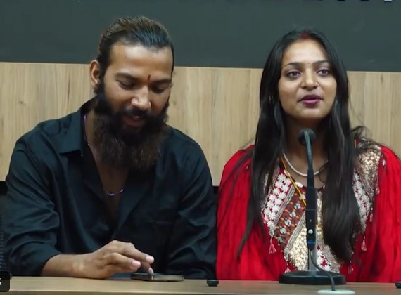 मोनालिसा के माता-पिता जिस लड़के से करवा रहे थे शादी वो रिश्ते में था महाकुंभ वायरल गर्ल का भाई, वीडियो में सुनाई पूरी आपबीती