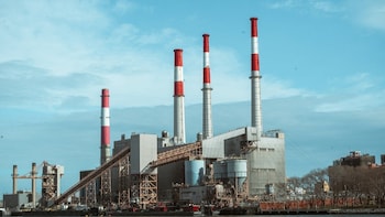 Russia Ready To Boost Oil Supplies To India, China As Iran Crisis Drags