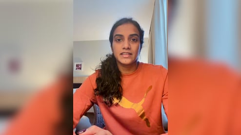 Exclusive: एक तेज़ आवाज़ हुई और सब भागने लगे थे... PV सिंधु  ने NDTV को बताया दुबई में दहशत का आंखों देखा हाल