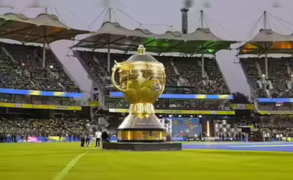 IPL 2026: CSK, MI, RCB...प्लेऑफ के लिए कौन सी 4 टीमें करेंगी क्वालीफाई, दिग्गजों ने की भविष्यवाणी