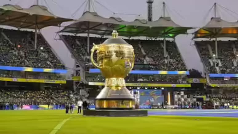 IPL 2026: CSK, MI, RCB...प्लेऑफ के लिए कौन सी 4 टीमें करेंगी क्वालीफाई, दिग्गजों ने की भविष्यवाणी