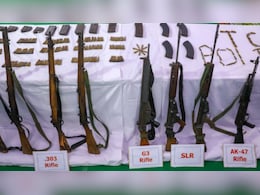 Naxal Free India: छत्तीसगढ़ में 108 नक्सलियों का सरेंडर; सुरक्षा बलों को बड़ी सफलता, जानिए कितना था इनाम?