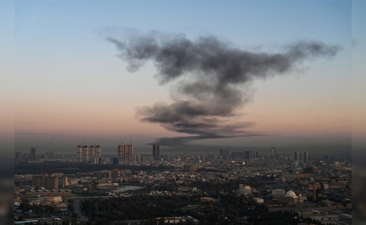 US-Israel Attacks Iran LIVE Updates: Iran Strikes Israel, US Bases In Gulf, Trump Warns Against Further Escalation