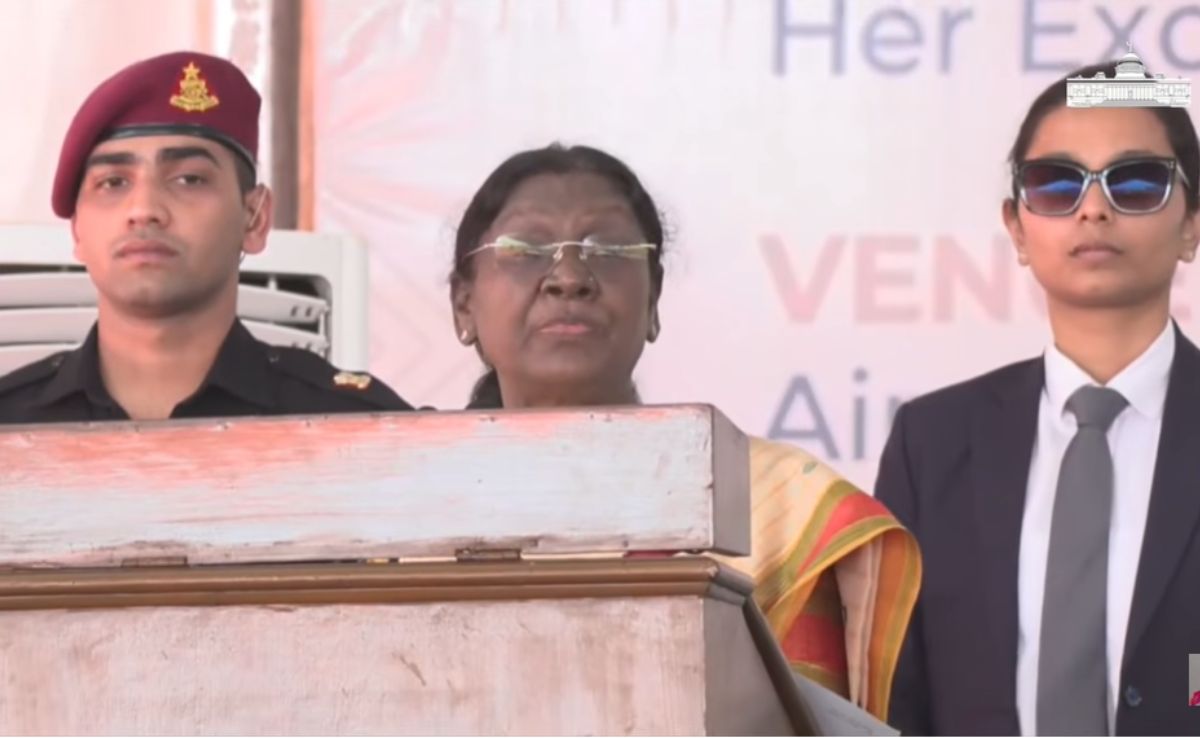 "Is She Upset With Me?" President Jabs Mamate Banerjee, Her "Politics" Reply