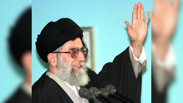 खामेनेई पर बम हमला, सख्त सुरक्षा और एक भारतीय महिला पत्रकार का 1981 में लिया गया चौंकाने वाला इंटरव्यू