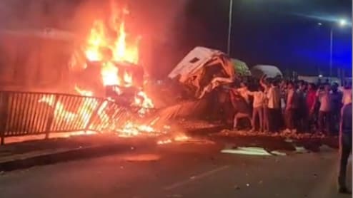 सिरोही में 2 ट्रेलर में जबरदस्त भिड़ंत, ड्राइवर और खलासी जिंदा जले