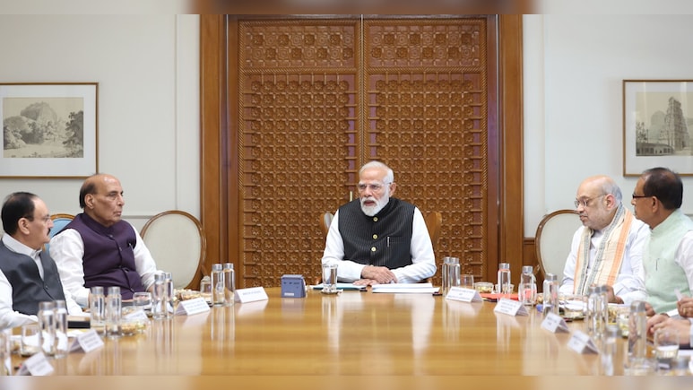 ईरान vs इजरायल-अमेरिका युद्ध संकट पर मोदी सरकार का मास्टरप्लान, तय हुआ भारत कैसे बचाएगा अपनी इकोनॉमी