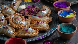 Holi 2026: Experts Explain How Festive Indulgence Impacts Digestion, Share Tips