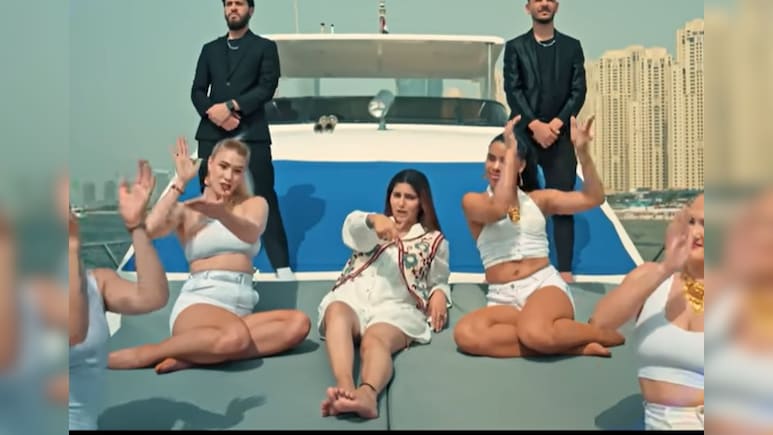 सपना चौधरी के '16 का डोला&rsquo; ने उड़ाया गर्दा, कुछ ही घंटों में वायरल हुआ नया हरियाणवी गाना