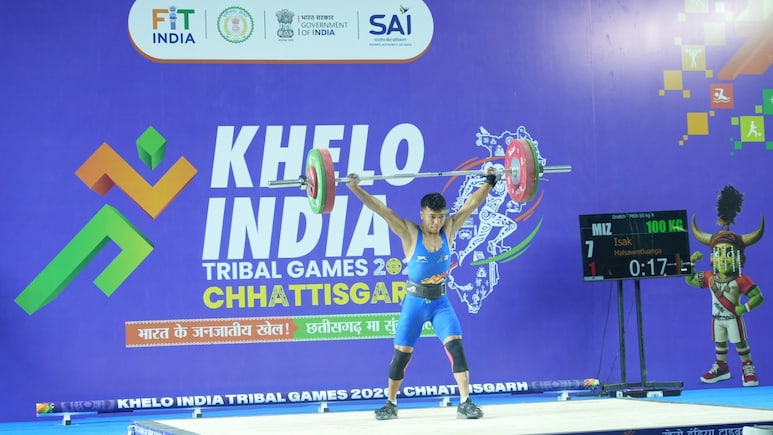 कदम-कदम पर मिली चोट... फिर भी नहीं मानी हार, बाधाओं को पीछे छोड़ मिजोरम के इसाक ने वेटलिफ्टिंग में जीता गोल्ड मेडल