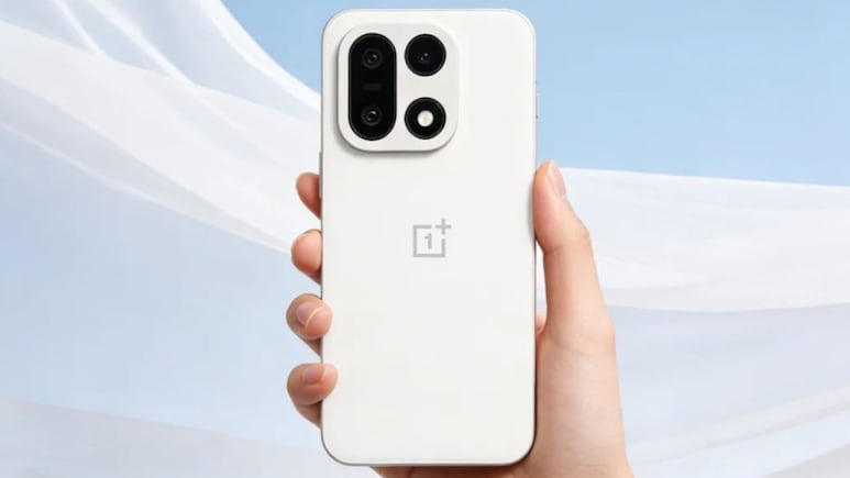 फोन छोटा लेकिन 7500mAh की बड़ी बैटरी! OnePlus 15T करेगा सबको हैरान, जानिए लॉन्च डेट और फीचर्स