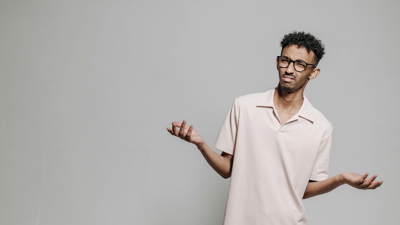 10 common reasons that can make polo shirts lose their shape