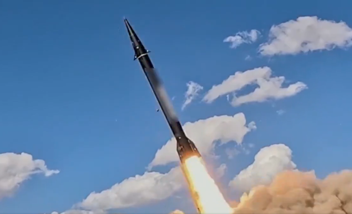 अमेरिका के हमलों के बावजूद अब भी मजबूत ईरान, 70% मिसाइल तैयार,  अंडरग्राउंड मिसाइल सिटी से निकाल रहा हथियार