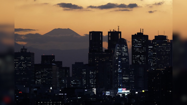 Asian Stocks Edge Higher At Open As Oil Retreats: Markets Wrap