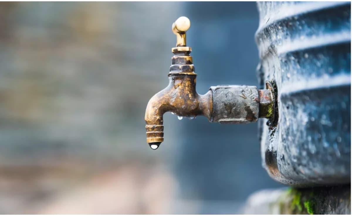 "They Cut The Pipes": Afghans In Kabul Face Acute Water Crisis